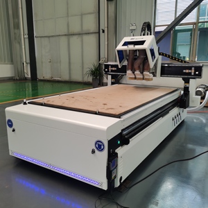 Machine de gravure et de découpe CNC YOUHAOCNC pour le travail du bois, avec changeur d'outils pneumatique multi-têtes, 3D 1325, pour la fabrication de meubles - Product Image 2