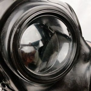 หน้ากากป้องกันแก๊สพิษ CBRN และ NBC สำหรับเอาชีวิตรอด ป้องกันแก๊สพิษ นิวเคลียร์ รัสเซีย ทำจากซิลิโคน พร้อมไส้กรอง รุ่น MF22 แบบเต็มหน้า - Product Image 6