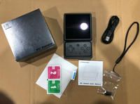 Console de jeu rétro portable Android avec écran rotatif RG Mini