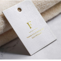 Meilleur prix impression personnalisée Logo étiquette de luxe balançoire étiquettes de vêtement étiquettes volantes en papier avec corde à cordes pour vêtements