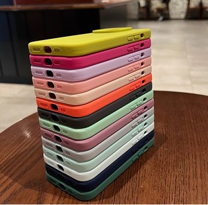 Funda <span class=keywords><strong>de</strong></span> teléfono <span class=keywords><strong>de</strong></span> silicona TPU <span class=keywords><strong>a</strong></span> prueba <span class=keywords><strong>de</strong></span> golpes <span class=keywords><strong>a</strong></span> <span class=keywords><strong>precio</strong></span> <span class=keywords><strong>de</strong></span> fábrica para iPhone 14 <span class=keywords><strong>15</strong></span> 16 Pro Plus y Max <span class=keywords><strong>Oppo</strong></span> Compatible con funda <span class=keywords><strong>de</strong></span> silicona <span class=keywords><strong>15</strong></span> Pro - Product Image 2