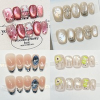 Ongles carrés courts roses à presser, en acrylique, avec strass 3D, faux ongles artificiels adorables avec colle