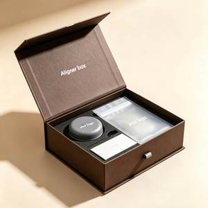 Luxury Eco-Friendly Reusable Dental <b>Retainer</b> <b>Case</b> Magnetic Closure Rigid Box for Invisible Aligners High-End Cosmetic Packaging - Product Image 4