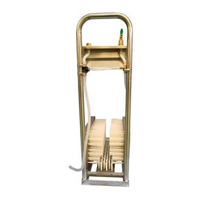 Machine de nettoyage et de désinfection de bottes, machine automatique de nettoyage de <span class=keywords><strong>chaussures</strong></span> en caoutchouc en acier inoxydable 304, machine manuelle de lavage de bottes - Product Image 1