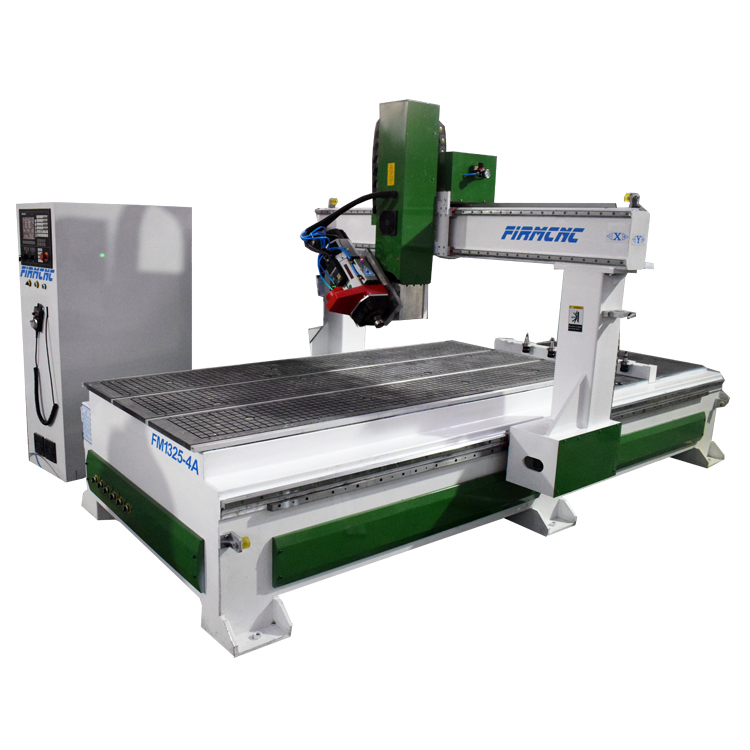 Chine Offre Spéciale 1325 ATC 4 axes cnc routeur bois automatique de machines de commande numérique par ordinateur