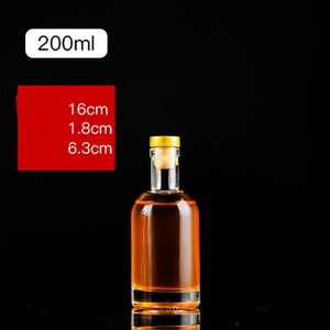Bouteille de Vodka <span class=keywords><strong>vide</strong></span> personnalisée 375ml 500ml 750ml bouteille en verre pour liqueur avec <span class=keywords><strong>bouchon</strong></span> - Product Image 3