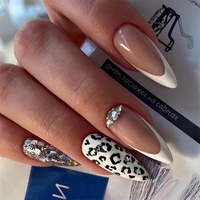Faux ongles à presser amovibles en acrylique, style français pré-dessiné, avec perles dorées et diamants en 3D, 10 pièces, couverture complète pour doigts