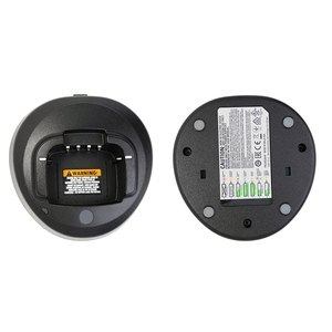 Cargador rápido de escritorio PMLN5228, cargador de unidad individual para radio bidireccional CP100D EP350 DP540 - Product Image 4