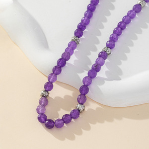 Collier de perles d'améthyste en pierre naturelle, forme boule violette, design géométrique, chaîne de pull tendance, bijoux à superposer - Product Image 3