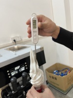 Ijs Machine Wordt Gebruikt Voor Food Trucks Roestvrij Staal Multifunctionele Aangepaste Mobiele Bars En Fast Food Trucks