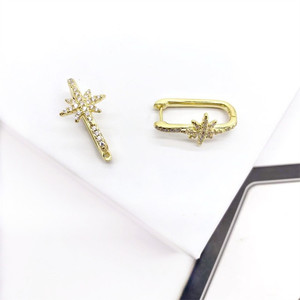 Pendientes Huggie con Incrustaciones de Circonio, Joyería para Uso Diario, Estilos en Oro, Plata y Oro Rosa - Product Image 4