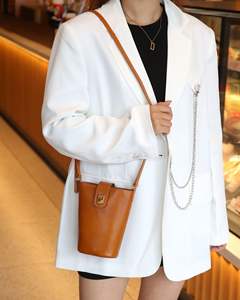 2026 Spring Summer Fashion Woman's Shoulder <b>Bag</b> Casual Single Bucket Pure Cow <b>Leather</b> Diagonal Zipper Closure Small Mobile <b>Phone</b> - Product Image 5