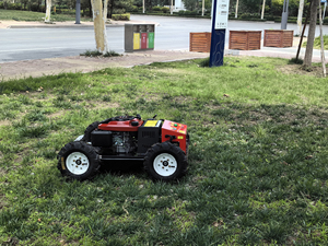 Robot Cortacésped Autónomo Inalámbrico de Giro Cero para Jardín y Uso Comercial, en Venta - Product Image 3