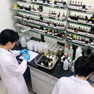 Profumo di Lusso a Lunga Durata con Fragranza Fresca in Stile Arabo per Donne, Eau De Parfum Spray Premium OEM Privato di Shenzhen Yogo Technology - Product Image 6