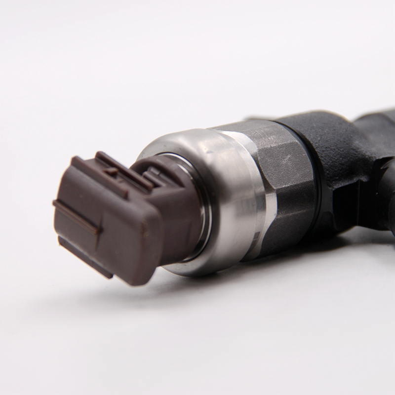 high pressure diesel engine pump injector 095000-7140 for HYUNDAI 33800-52000 common rail same quality as original