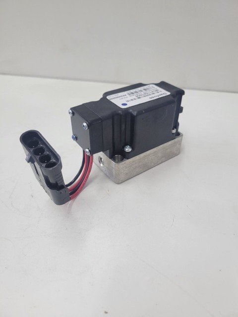 MCV110A1058 Control Pilot with Packard Connector