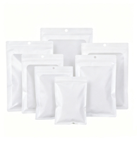 Sachet d'emballage plat coloré en Mylar avec fenêtre dépolie frontale, trou rond et fermeture zip refermable, livraison rapide, en stock