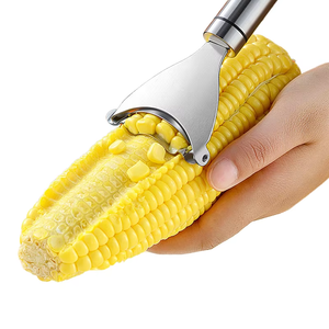Éplucheur de maïs et batteuse d'épi en acier inoxydable Gadget de cuisine pour une séparation efficace des épis de maïs - Product Image 1