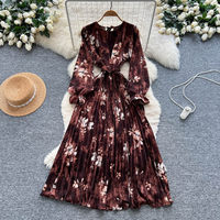 Robe décontractée pour femmes à imprimé floral, manches longues, plissée, coupe trapèze, avec ceinture, élégante, pour les fêtes, les vacances, robe midi pour femmes