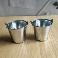 Nouveau mini seau en métal pour bonbons, cadeaux, bougies, emballage, décoration de plantes en pot de bureau, boîte de rangement