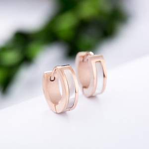Costume de créateur pour femmes Parure de <span class=keywords><strong>bijoux</strong></span> <span class=keywords><strong>fantaisie</strong></span> en or rose Acier inoxydable - Product Image 5