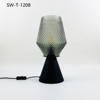 Lámpara de Mesa Decorativa de Metal y Vidrio E26 E27, Iluminación de Lujo para Hotel, Lámpara de Noche para Dormitorio