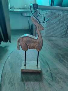 Figurine d'ange en bois sculptée à la main, décoration de Noël en bois naturel, jouet artisanal sur pied - Product Image 6