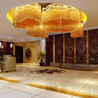 Lustre en cristal de verre en forme de feuille de Ginkgo, grand luminaire suspendu personnalisé pour hall d'hôtel, complexe hôtelier, salle de réception