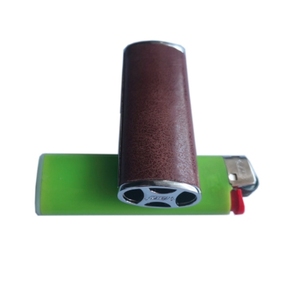 Étui de protection rond vintage en plastique pour briquet original taille standard J6 - Product Image 2