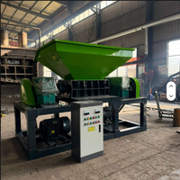 Déchiqueteuse à double engrenage automatique de type 1000 pour coques de noix de coco, palettes en bois, déchets plastiques, haute productivité 3500-4000 kg/h