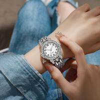 Montre élégante vintage pour femme à strass, personnalisable avec logo, marque privée