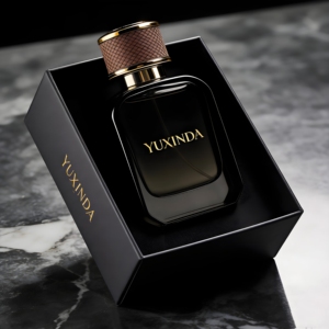 Flacon de parfum carré en verre personnalisable en gros 50 ml avec bouteille pulvérisatrice à baïonnette sérigraphiée vide - Product Image 4