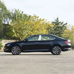 Autos Usados Skoda <span class=keywords><strong>Superb</strong></span> 2025 2024 <span class=keywords><strong>2023</strong></span> TSI280 DSG Premium Hatchback Turbo Cargador Volante Skoda <span class=keywords><strong>Superb</strong></span> Confort Vehículo - Product Image 6