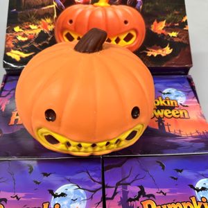 Juguete Blandito de Calabaza de Halloween, Juguete Antiestrés de Plástico Naranja para Niños de 2 a 4 Años, Unisex - Product Image 1