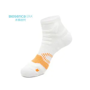 جوارب رياضية لطقم عملة المهارة بشعار مخصص من Bioserica Era جوارب للركض مضادة للرائحة بنمط موحد للرجال جوارب ODM