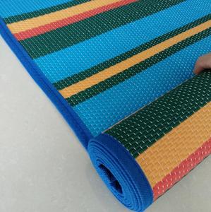 Facile à transporter Anti UV 90*180cm Stripe Design Polypropylène Tube Weave <span class=keywords><strong>Tapis</strong></span> de plage <span class=keywords><strong>Tapis</strong></span> d'extérieur - Product Image 4