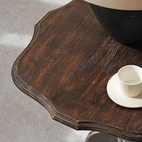 Table d'appoint vintage en bois massif pour salon, table basse Wabi Sabi avec bord festonné, base sur piétement, table d'appoint vieillie