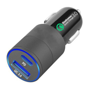 Cargador de coche QC3.0 de doble puerto con carga rápida de 15W PD 20W para teléfonos inteligentes, para uso en coche, en colores platino, plateado y negro. - Product Image 5