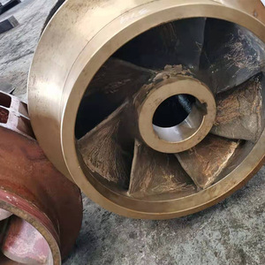 Impulsor de Cobre Curvo de 4 Aspas Pulido para Montaje Horizontal en Bombas Centrífugas - Product Image 1