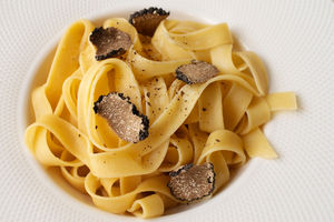 Sarda Sapori Made In Italy Culinaire 200g Pot en verre certifié casher Sauce riche Bianchetto Truffe Coeur Aubergine Crème Cuisine - Product Image 2