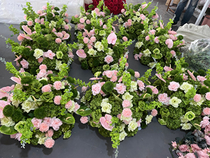 Ensemble de boules de fleurs artificielles de style identique en soie pour décoration de table et arche de mariage, vente en gros - Product Image 3