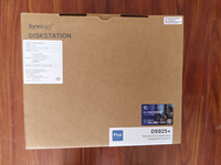 Server Penyimpanan Jaringan NAS DS925+ Quad-core Quad-drive Asli untuk Cadangan Data File Cloud Pribadi Mendukung Hot Swapping