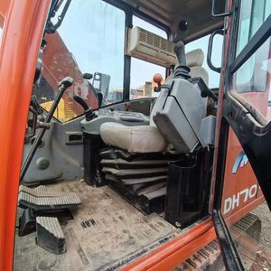Miniexcavadora Usada Doosan DH70 de 7 Toneladas en Buen Estado con Motor Hidráulico DOOSAN 55 60 70 Miniexcavadora en Venta - Product Image 5