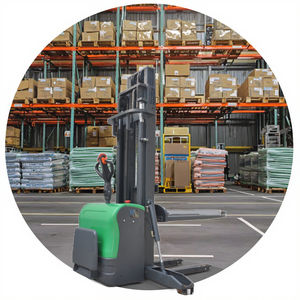 Montacargas Apilador de Iones de Litio Antivuelco con Estabilizadores Laterales Hidráulicos, Sistema de Estabilidad Patentado, Capacidad de Carga de 2 Toneladas, Uso en Restaurantes - Product Image 5