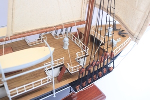 GIA NHIEN Para Decoración del Hogar y Oficina y Regalos Corporativos ENDURANCE (natural/pintado en negro) Maqueta de Barco de Exploración Histórico - Product Image 5