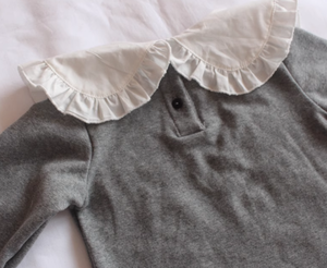 Vente en gros de t-shirts <span class=keywords><strong>polo</strong></span> à manches longues gris pour filles, personnalisés, avec col Peter <span class=keywords><strong>Pan</strong></span> à volants, couleur unie, décontractés, pour tout-petits, disponibles - Product Image 4