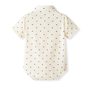 Catpapa Vente en gros Ensemble de cérémonie 4 pièces pour bébés garçons : Body à pois, Short à bretelles kaki, Nœud papillon, <span class=keywords><strong>Béret</strong></span> - Product Image 4