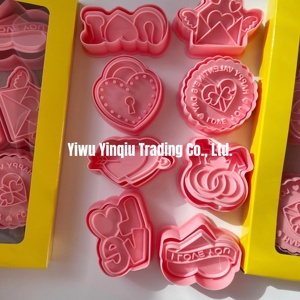 <span class=keywords><strong>Emporte</strong></span>-pièces sur le thème de la Saint-<span class=keywords><strong>Valentin</strong></span>, 8 pièces/ensemble, en plastique, cœur, amour, moule à biscuits en pâte à sucre - Product Image 4