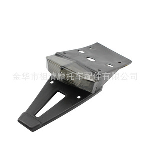 Feu arrière de moto Zuqing noir avec couvercle rouge, feu arrière LED avec clignotant et feu stop pour modèles généraux - Product Image 3