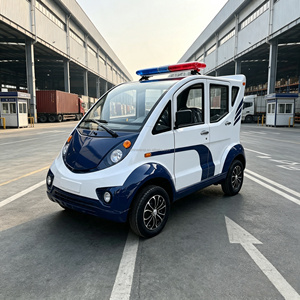 Véhicule de patrouille électrique compact et fermé, 4 places, voiture de sécurité électrique silencieuse pour les zones résidentielles et les parcs commerciaux - Product Image 4